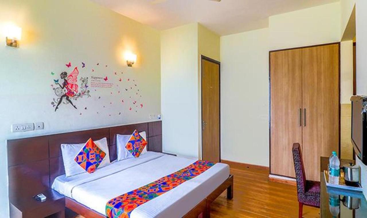 Fabhotel Santoor Geeta Bhawan Square Indore Exteriör bild