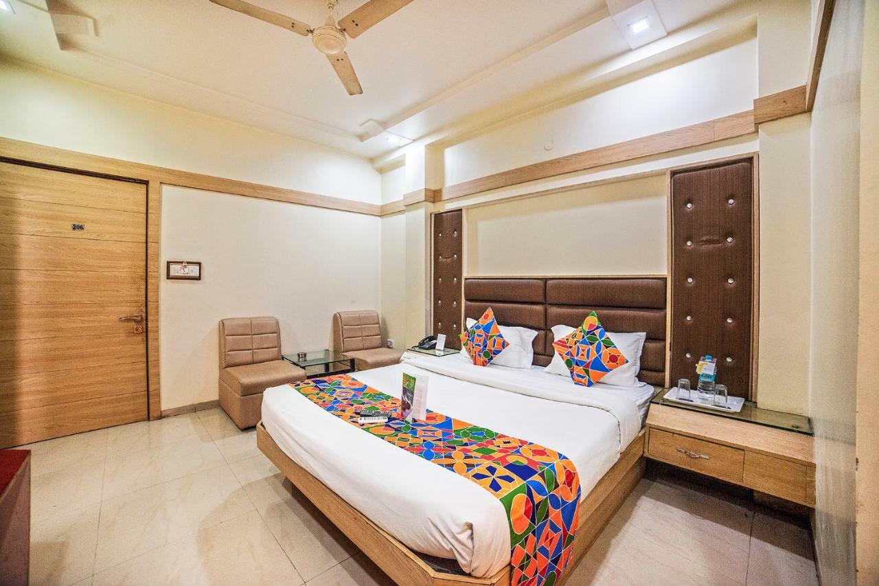 Fabhotel Santoor Geeta Bhawan Square Indore Exteriör bild